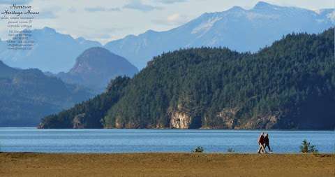 Harrison Heritage House and Cottages - Harrison Hot Springs